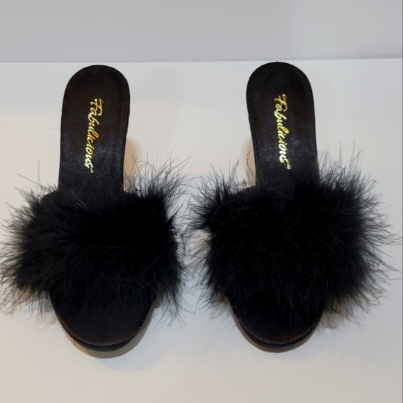 Pleaser Amour-03, 3" Heels, Fluffy Mules Slip-On Heels,  Size6 - Picture 2 of 5